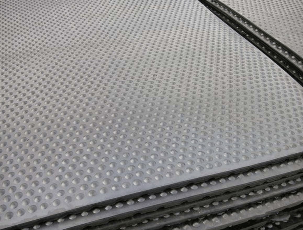 en rubber mat for livestock premises 01